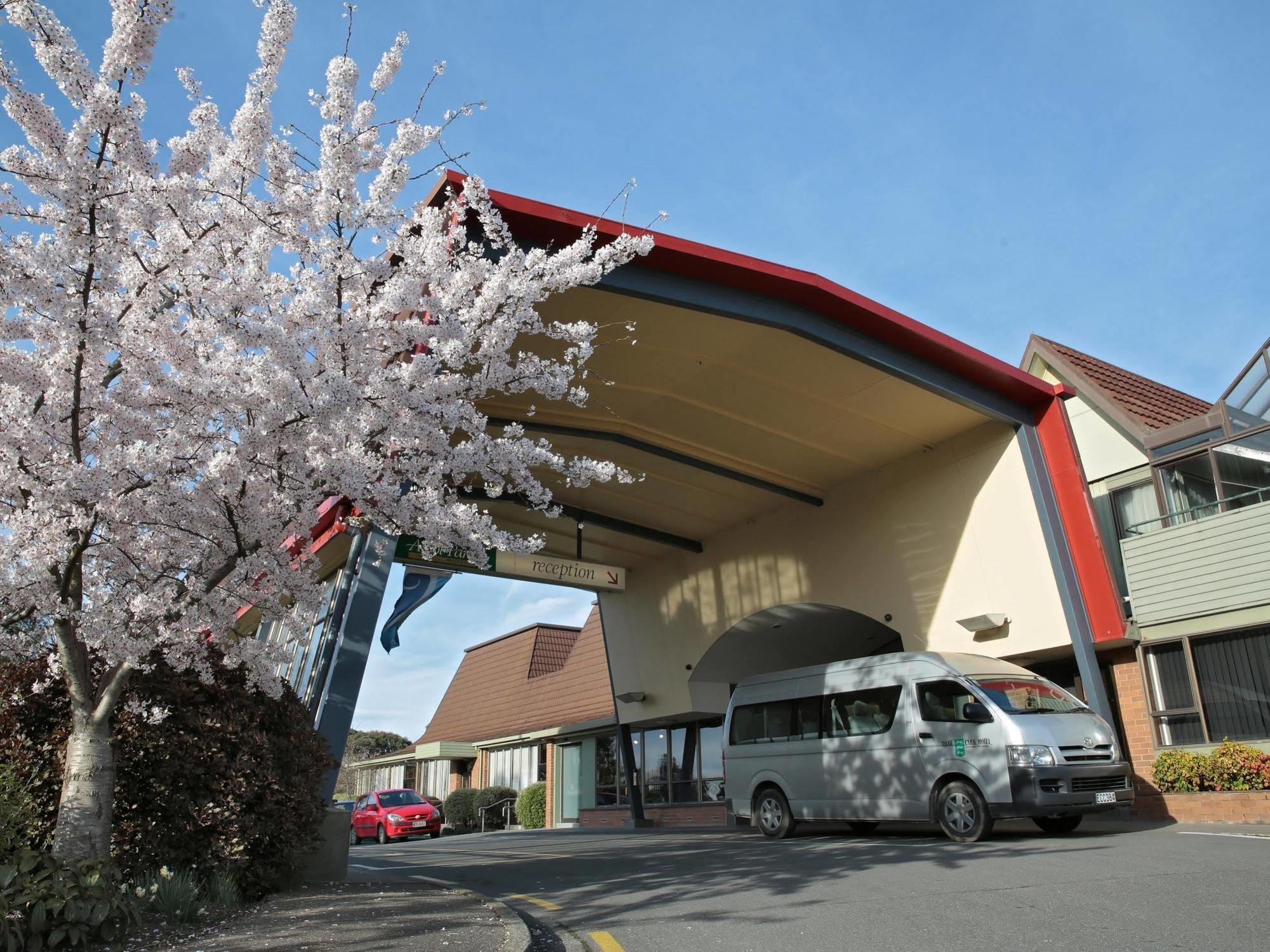 アスコット パーク ホテル インバーカーギル エクステリア 写真
